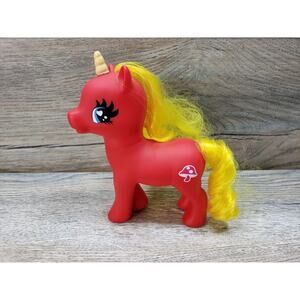 Gi-Go Wonder Pony Red Unicorn With Yellow Hair Mushroom Tattoo 3-16-B1